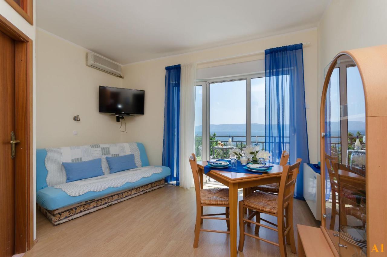 Apartments And Room Drazen Novi Vinodolski Ngoại thất bức ảnh