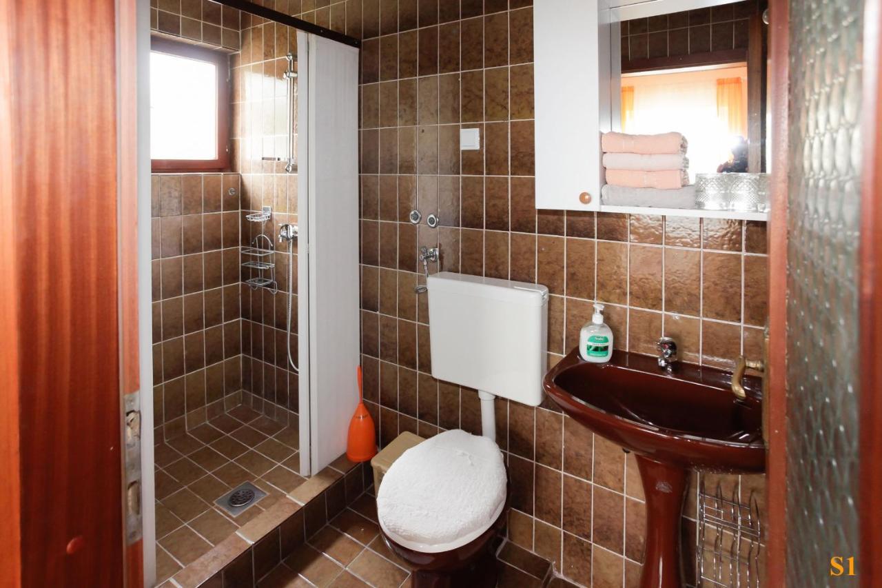 Apartments And Room Drazen Novi Vinodolski Ngoại thất bức ảnh