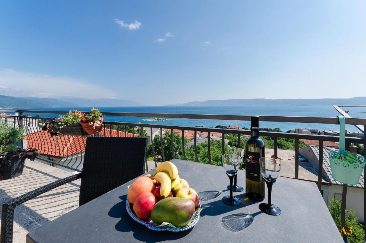 Apartments And Room Drazen Novi Vinodolski Ngoại thất bức ảnh